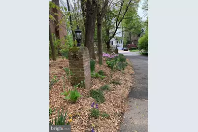 6315 Kenhowe Drive, Bethesda, MD 20817 - Photo 4