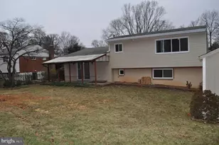 14217 Chadwick Ln, Rockville, MD 20853 - Photo 2