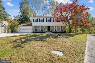 10132 Colebrook Ave, Potomac, MD 20854 - Photo 2