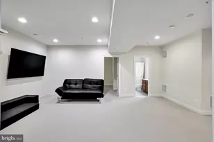 3037 Moore Ln, Kensington, MD 20895 - Photo 34