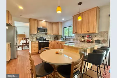 9509 Aspenwood Court, Montgomery Village, MD 20886 - Photo 4