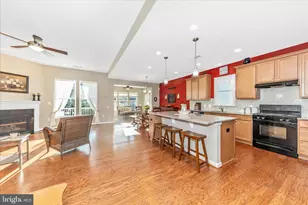 832 Butterfly Weed Dr, Germantown, MD 20876 - Photo 12