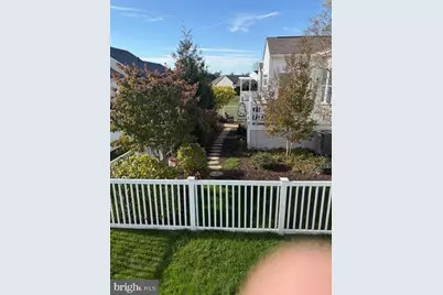 832 Butterfly Weed Drive, Germantown, MD 20876 - Photo 2