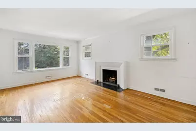 9700 Dameron Drive, Silver Spring, MD 20910 - Photo 2