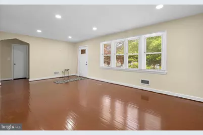 10112 Sutherland Road, Silver Spring, MD 20901 - Photo 6