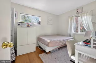 11901 Hunters Ln, Rockville, MD 20852 - Photo 8