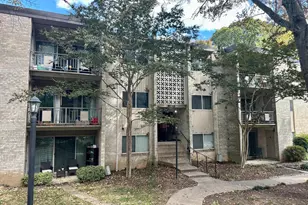 12403 Braxfield Ct, Rockville, MD 20852 - Photo 2