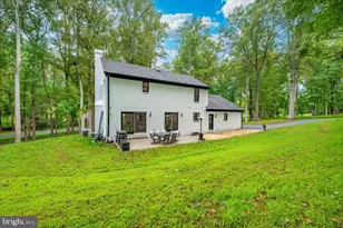 8225 Hawkins Creamery Rd, Gaithersburg, MD 20882 - Photo 42
