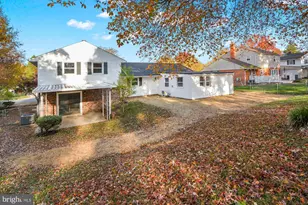 2909 Shanandale Dr, Silver Spring, MD 20904 - Photo 6