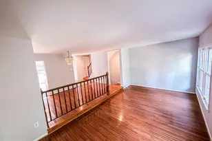 5631 Hogenhill Terrace, Rockville, MD 20853 - Photo 2
