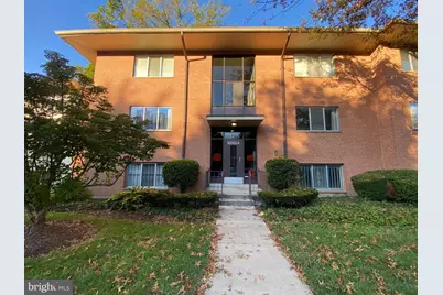 10424 Rockville Pik #202, Rockville, MD 20852 - Photo 2