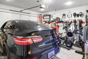 913 Pleasant Dr, Rockville, MD 20850 - Photo 40