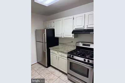 10524 Weymouth Street #W-1, Bethesda, MD 20814 - Photo 2