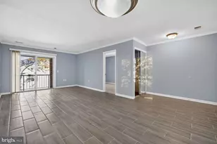 18318 Streamside Dr, Gaithersburg, MD 20879 - Photo 4