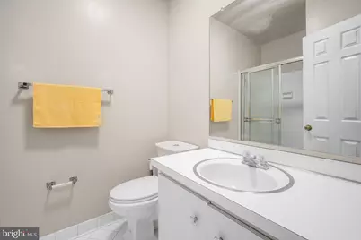 11103 Candlelight Lane, Potomac, MD 20854 - Photo 32