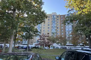 15101 Interlachen Dr, Silver Spring, MD 20906 - Photo 18