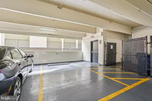 11800 Old Georgetown Rd, North Bethesda, MD 20852 - Photo 24