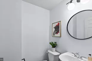 313 Hart Rd, Gaithersburg, MD 20878 - Photo 8