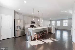 14302 Potomac Heights Ln, Rockville, MD 20850 - Photo 12