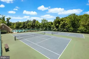 5704 Brewer House Cir, North Bethesda, MD 20852 - Photo 2