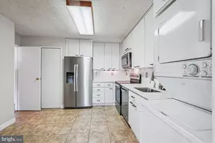 7420 Westlake Terrace, Bethesda, MD 20817 - Photo 10