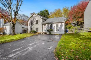 11545 Scottsbury Terrace, Germantown, MD 20876 - Photo 2