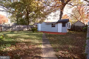 407 N Horners Ln, Rockville, MD 20850 - Photo 16