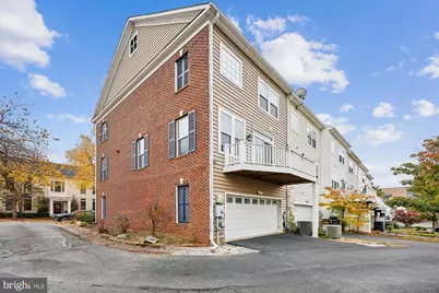714 Crooked Creek Drive, Rockville, MD 20850 - Photo 4