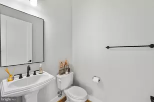 9750 Windflower Wy, Bethesda, MD 20817 - Photo 36