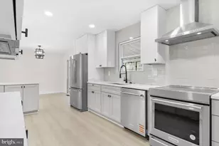 9 Joshua Tree Ct, Gaithersburg, MD 20878 - Photo 12