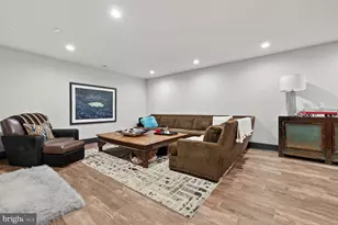 11013 Riverwood Dr, Potomac, MD 20854 - Photo 18