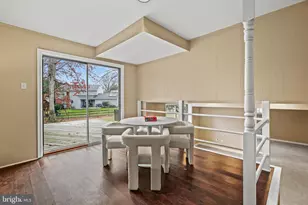 8802 Stonehaven Ct, Rockville, MD 20854 - Photo 32