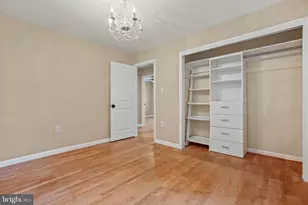 8802 Stonehaven Ct, Rockville, MD 20854 - Photo 28