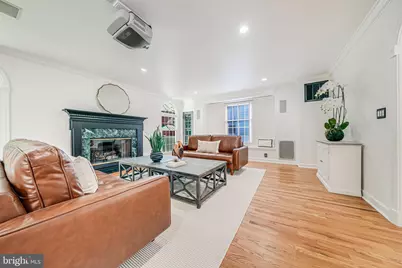 4817 Chevy Chase Boulevard, Chevy Chase, MD 20815 - Photo 16