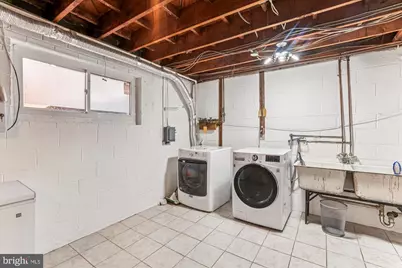 5813 Midhill Street, Bethesda, MD 20817 - Photo 40