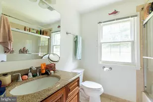 2527 Lindley Terrace, Rockville, MD 20850 - Photo 20