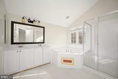 19312 Plummer Drive, Germantown, MD 20876 - Photo 48