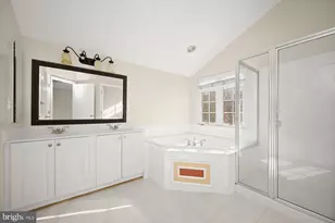 19312 Plummer Dr, Germantown, MD 20876 - Photo 48