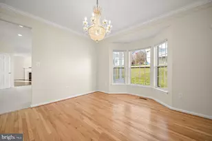 19312 Plummer Dr, Germantown, MD 20876 - Photo 8