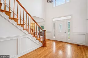 5704 Maiden Ln, Bethesda, MD 20817 - Photo 2
