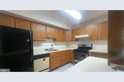 794 Quince Orchard Boulevard #T-1, Gaithersburg, MD 20878 - Photo 6
