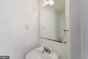 4600 Jones Bridge Rd, Bethesda, MD 20814 - Photo 12