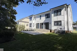 7604 Hemlock St, Bethesda, MD 20817 - Photo 4