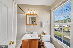 20 Allenhurst Ct, Gaithersburg, MD 20878 - Photo 46