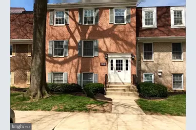 762 Quince Orchard Boulevard #101, Gaithersburg, MD 20878 - Photo 1