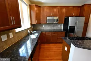 11675 Leesborough Cir, Silver Spring, MD 20902 - Photo 8