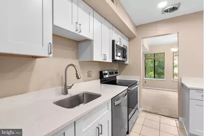 11315 Commonwealth Drive #101, Rockville, MD 20852 - Photo 12