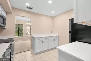 11315 Commonwealth Dr, Rockville, MD 20852 - Photo 14