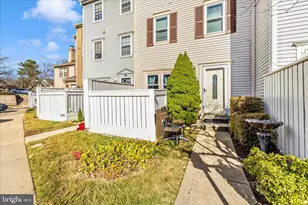 11427 Hawks Ridge Terrace, Germantown, MD 20876 - Photo 32