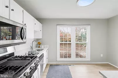 554 Monet Drive, Rockville, MD 20850 - Photo 6